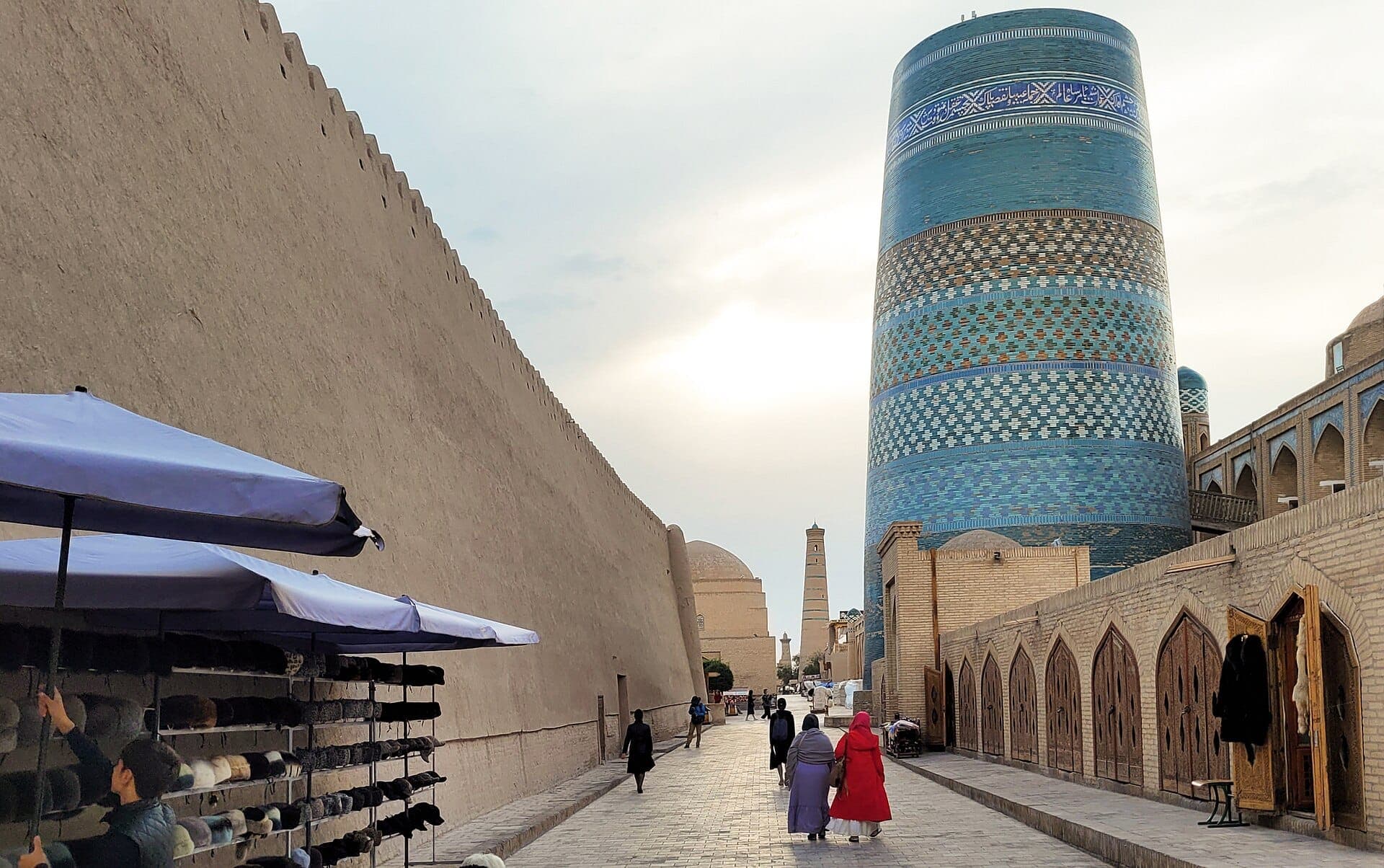 Kalta Minor minaret by day, Khiva